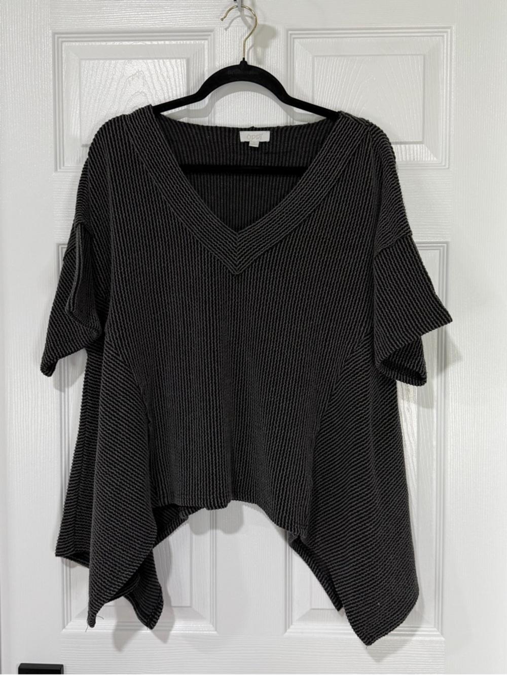 ODDY Ribbed Knit Top in Charcoal